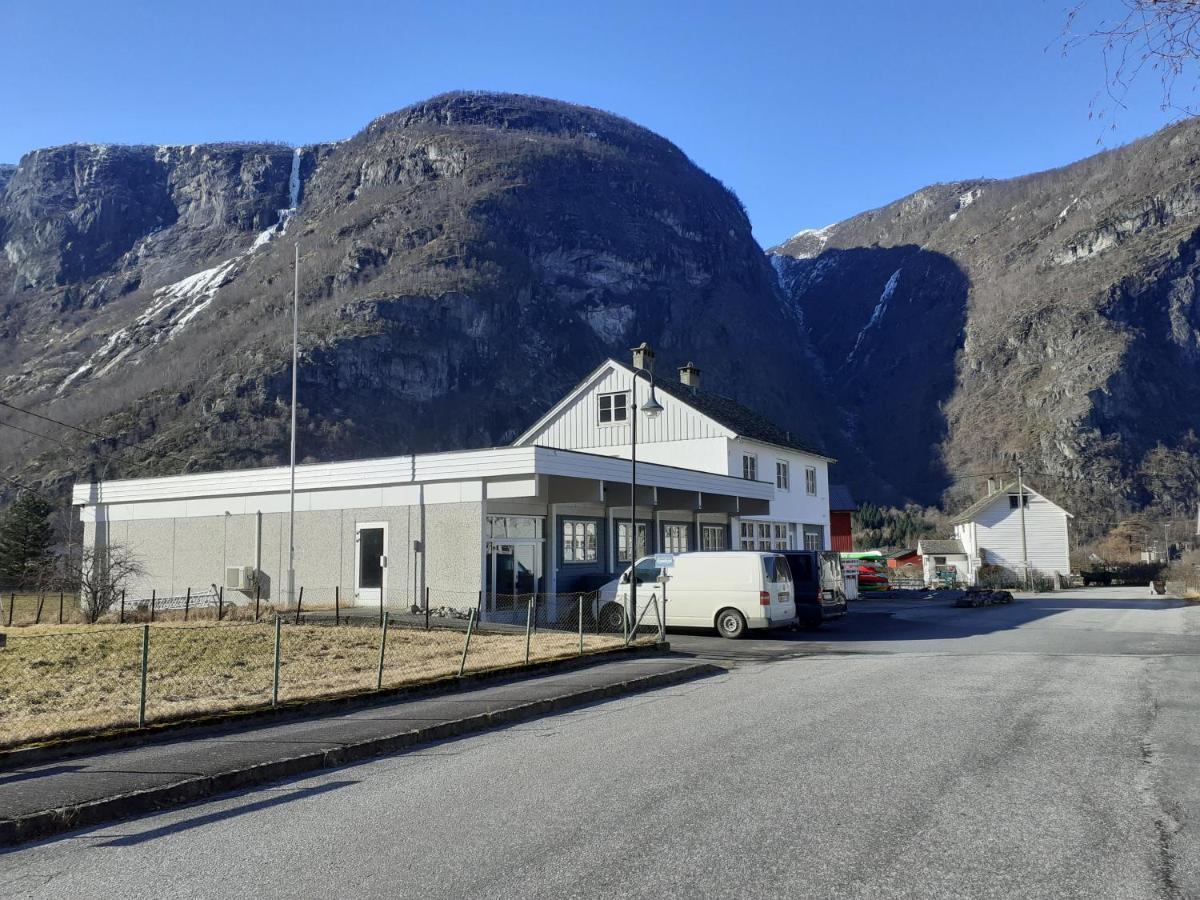 Adventure Hotel & Guesthouse Eidfjord New Exteriör bild